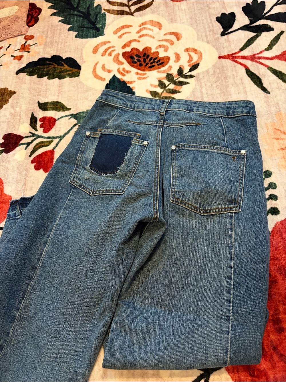 Pilcro Two-Tone Wide-Leg Denim Jeans - Blue - Picture 4 of 6